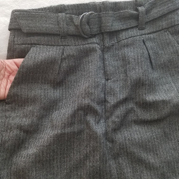 Banana Republic pencil skirt 2 - Picture 8 of 8